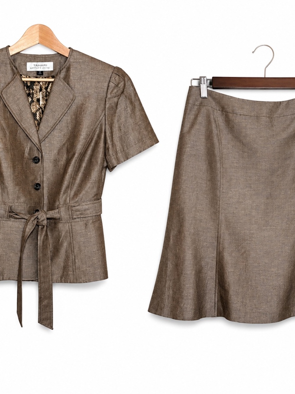Tahari Women’s 2 Piece Skirt Suit Short Sleeve Belted Blazer Brown Career - Picture 2 of 16